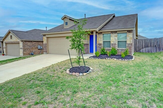 Foto del edificio - 8409 Holw Bnd St