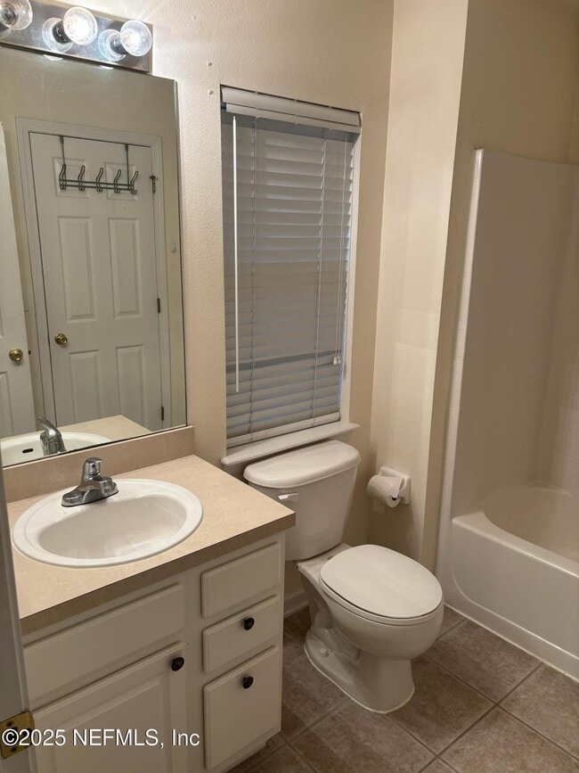 Building Photo - 3148 Hollow Tree Ct