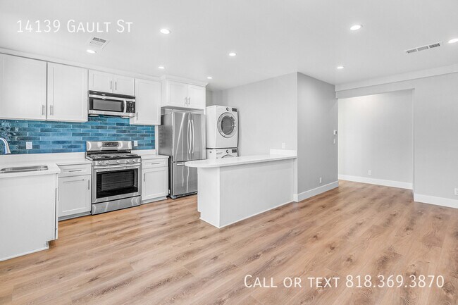 Foto del edificio - 14139 Gault St