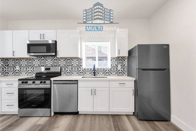 Foto del edificio - 1006 E Pasadena Ave