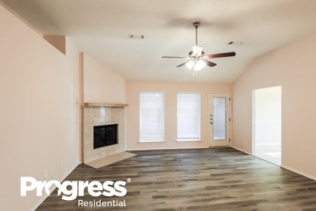 Building Photo - 8516 Cove Meadow Ln