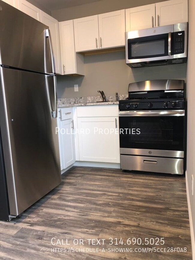 Building Photo - 300 Arlington Way