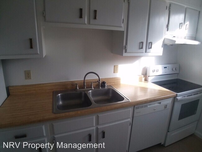 Foto del edificio - 1502 Pickett St