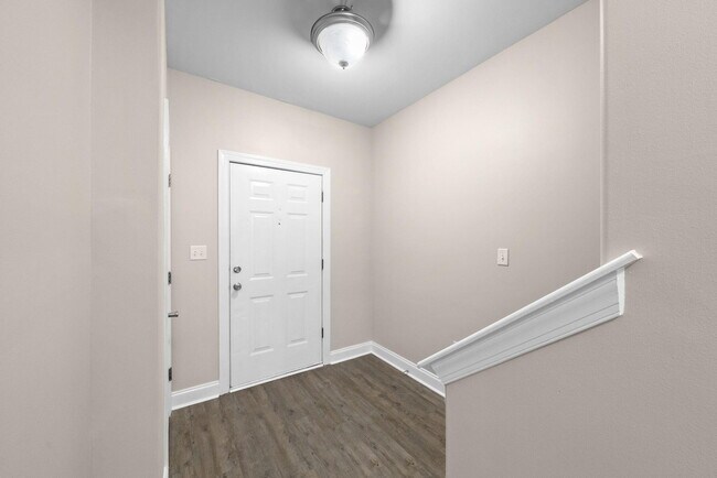 Foto del edificio - 229 Mattie M Kelly Blvd