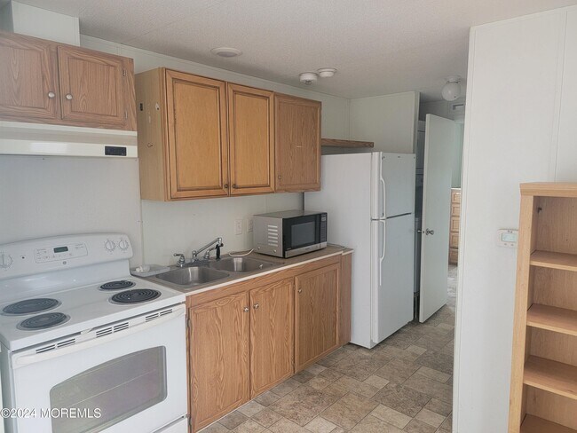 Foto del edificio - 469 S Green St