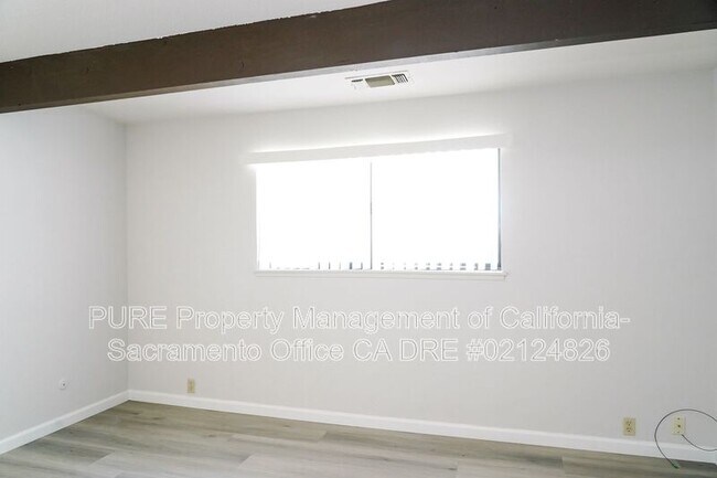 Foto del edificio - 19 Blue Heron Ct
