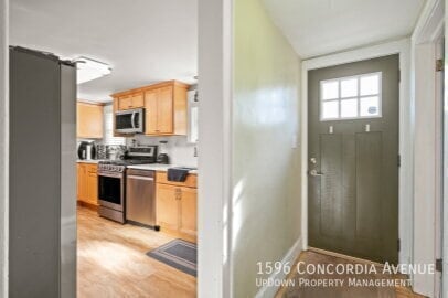Foto del edificio - 1596 Concordia Ave