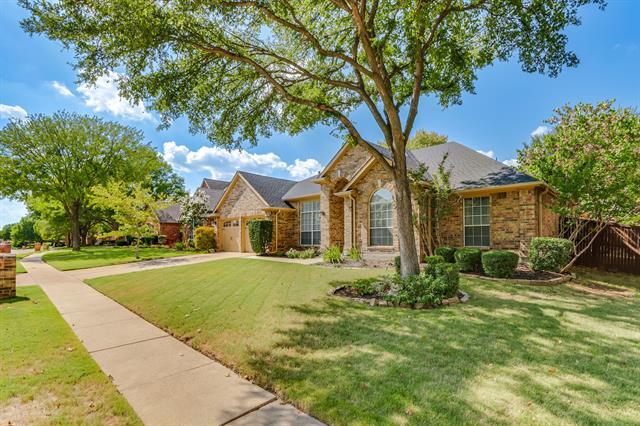 Building Photo - 2808 Meadow Glen Dr