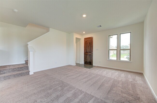 Foto del edificio - 6120 Whitewing Rd