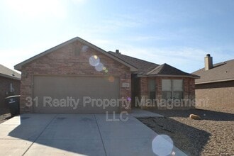 Building Photo - 1220 Randolph Dr