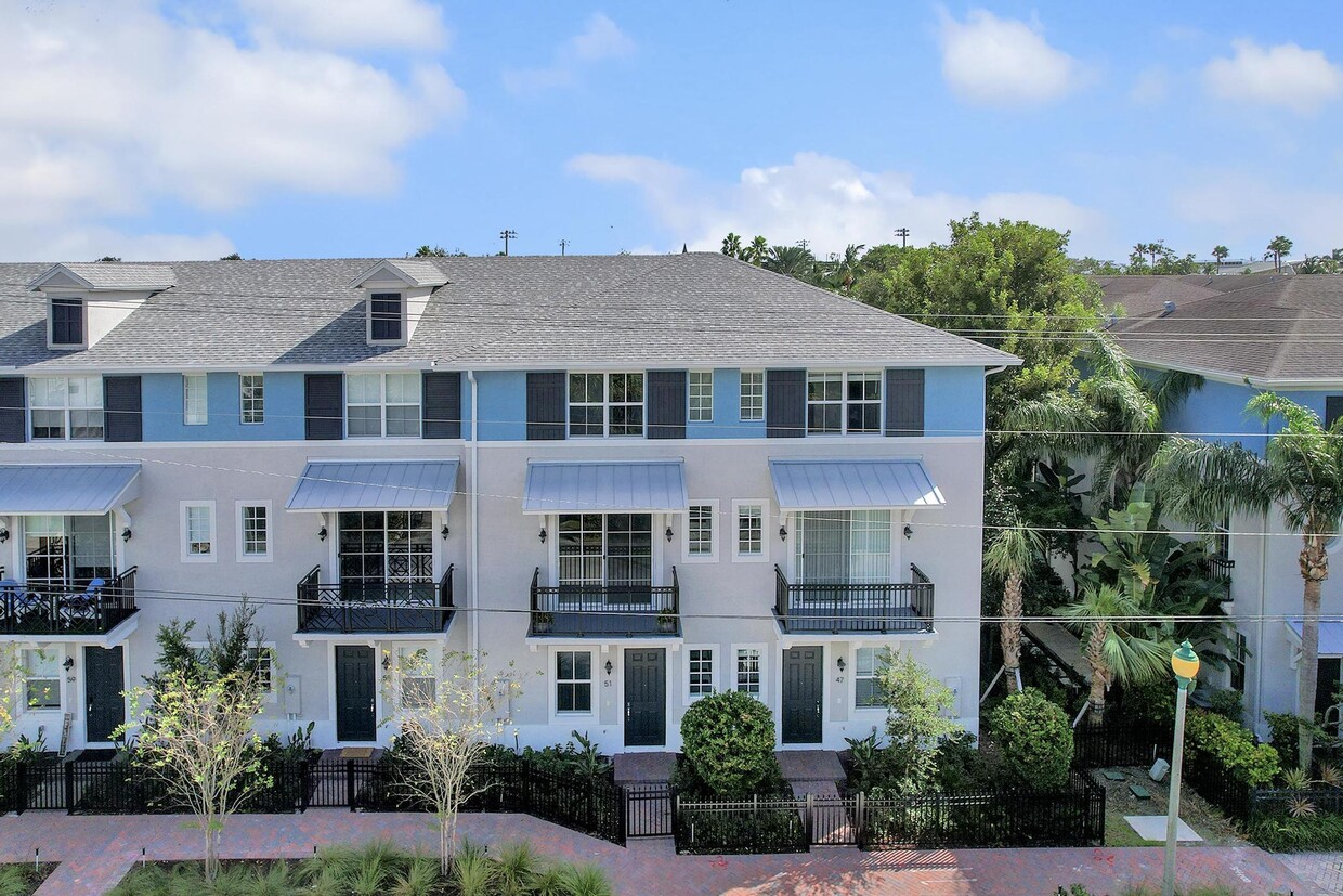 Foto principal - 51 NW 4th Ave