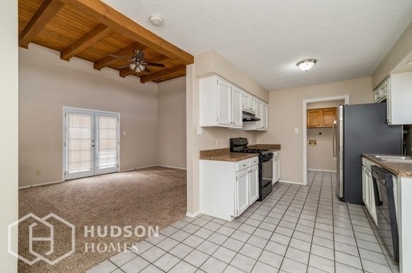 Building Photo - 1225 Senda Ln