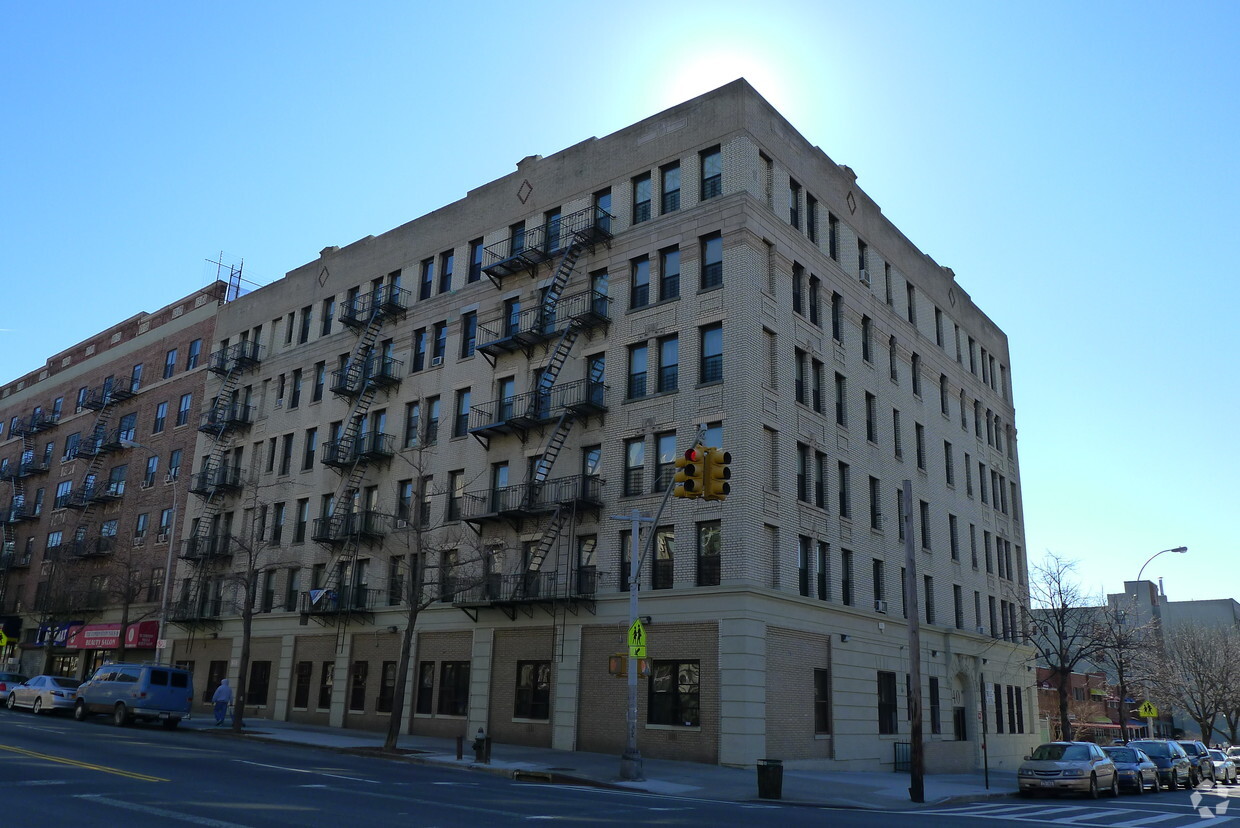 Foto del edificio - 940 Tiffany St