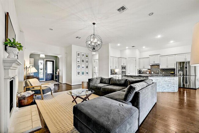 Foto del edificio - 109 Hedgerow Ln