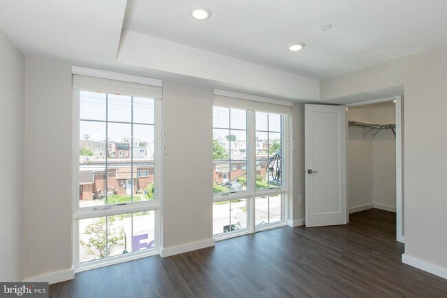 Foto del edificio - 729 N 20th St