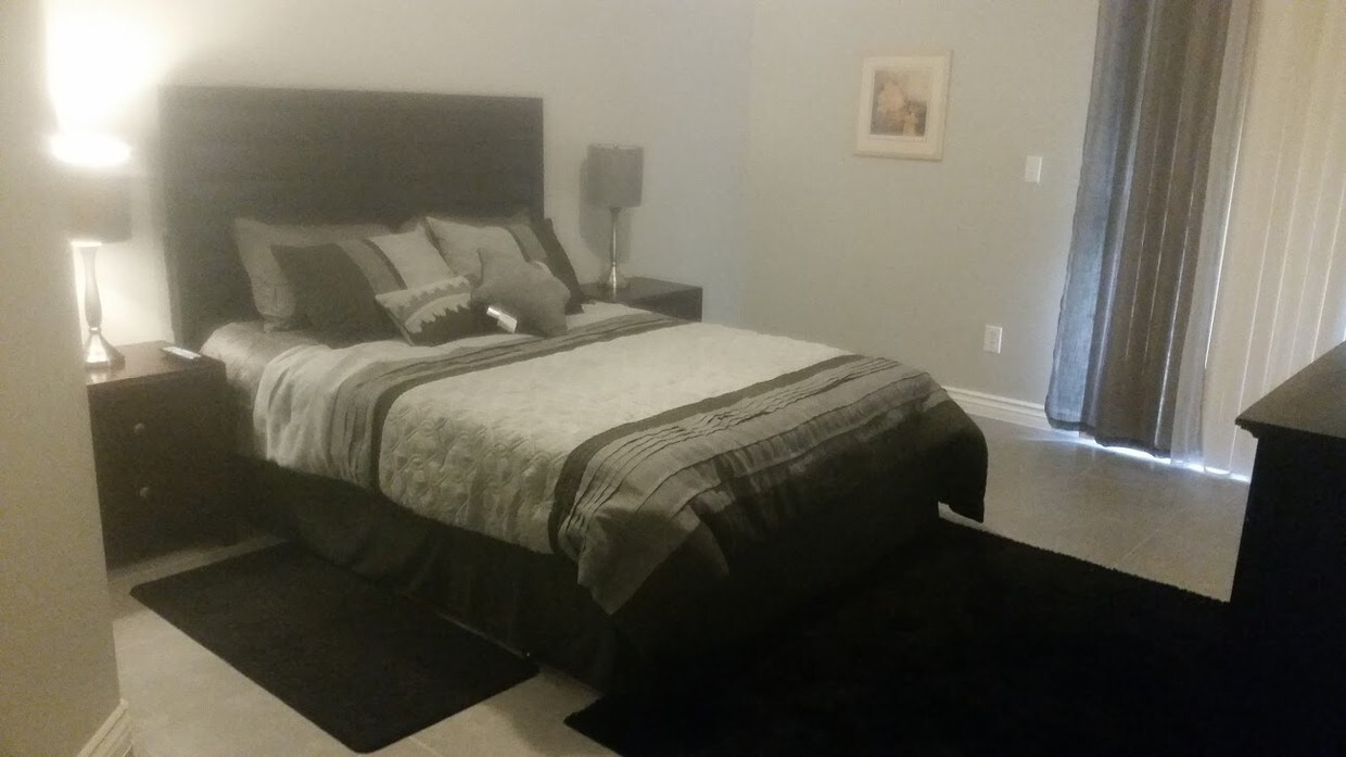 Foto principal - 5525 W Flamingo Rd