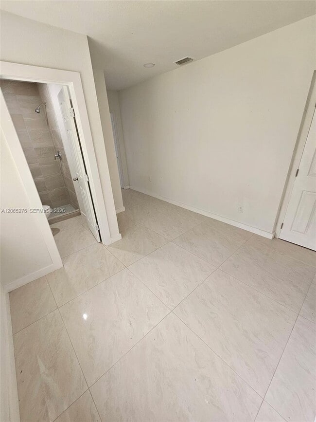 Building Photo - 4473 Parmely St