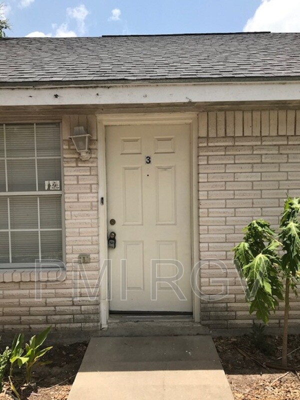 Foto del edificio - 700 Sandpiper Ave
