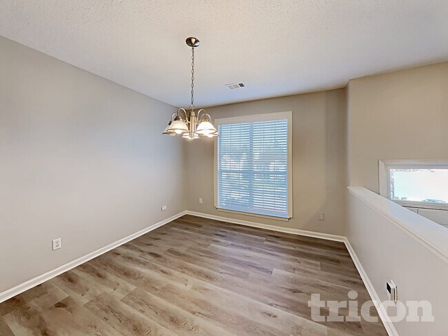 Building Photo - 947 Chase Trail