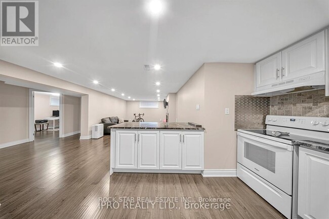 Photo du bâtiment - 126 W 26th St