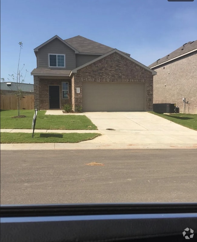 Building Photo - 3103 Quail St