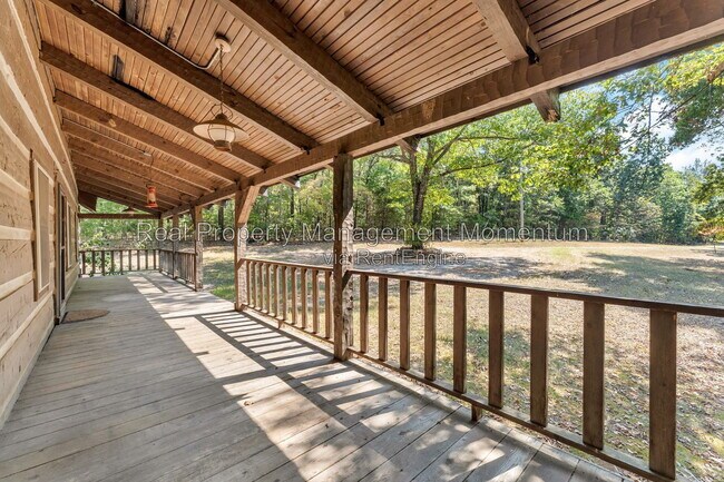 Foto del edificio - 225 Turkey Creek Rd