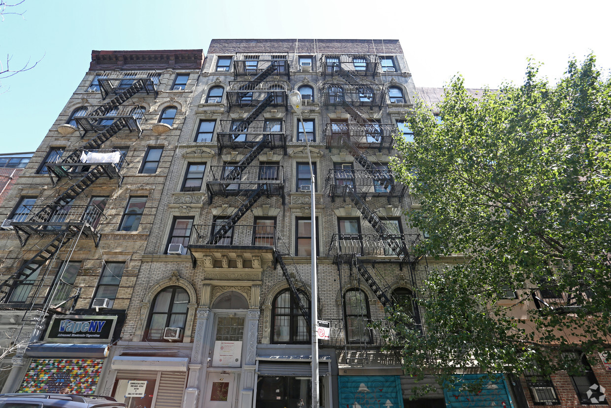 Building Photo - 42-44 Rivington St