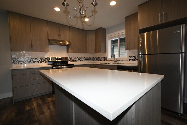 Photo du bâtiment - 3 bedroom in Prince George BC V2L 3R5