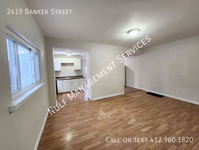 Building Photo - 2419 Banker St