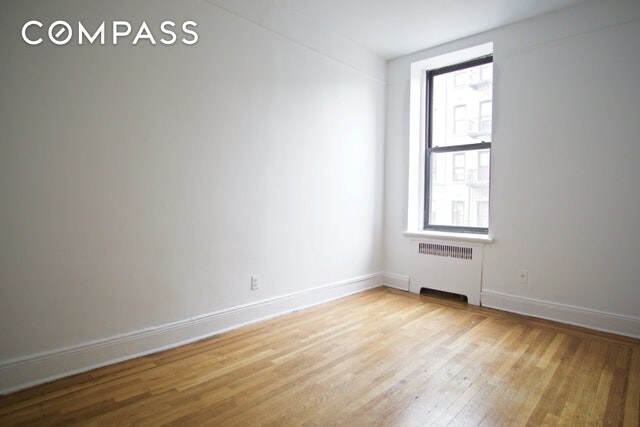 Foto del edificio - 340 Bedford Ave