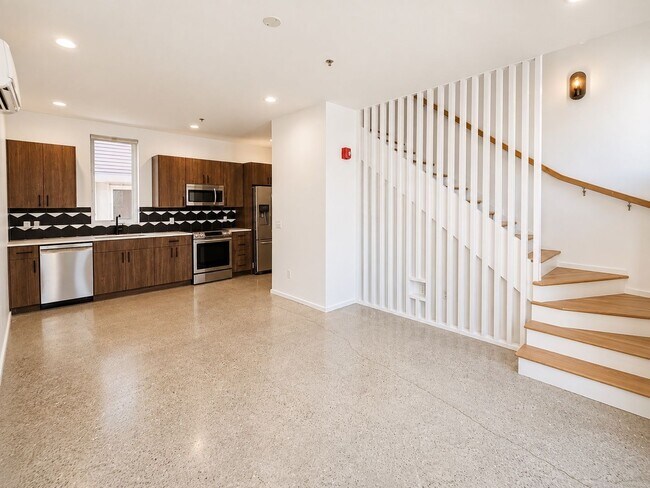 Foto del edificio - 76 E 17th St