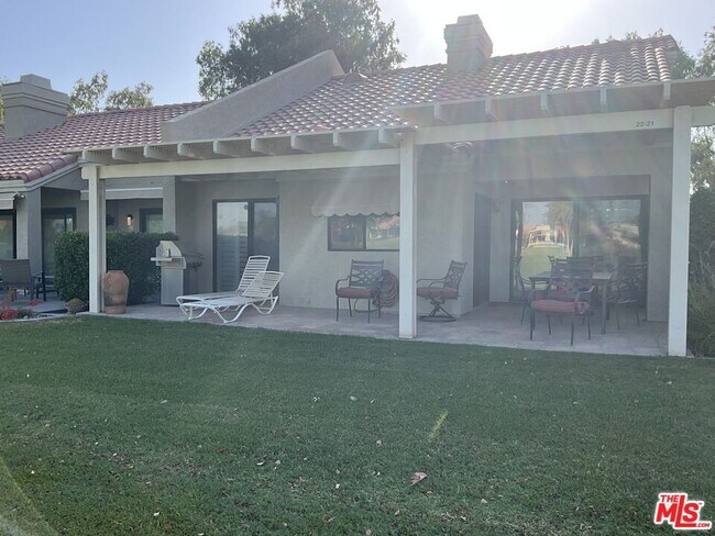 Foto del edificio - 41805 Preston Trail