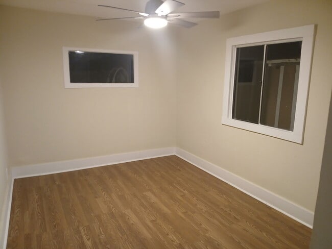 12 1/2 × 10 1/2 feet - 3453 Siskiyou St