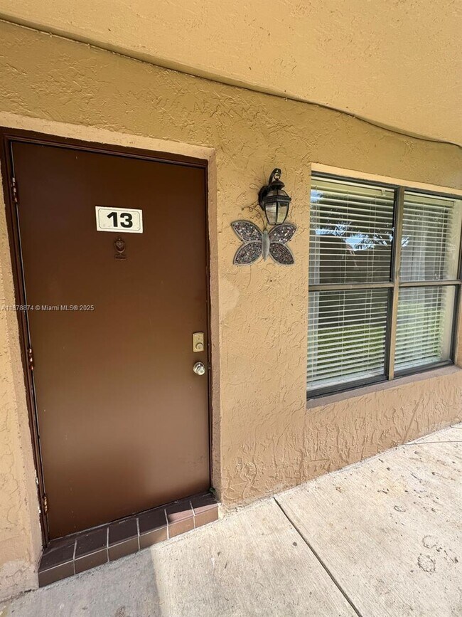 Building Photo - 14861 SW 104th St