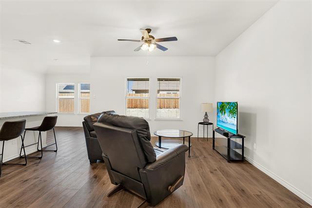 Foto del edificio - 712 Cool Cyn Trl