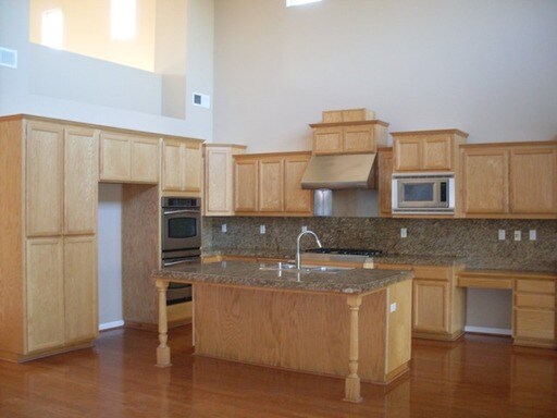 Building Photo - 2464 Covelite Way