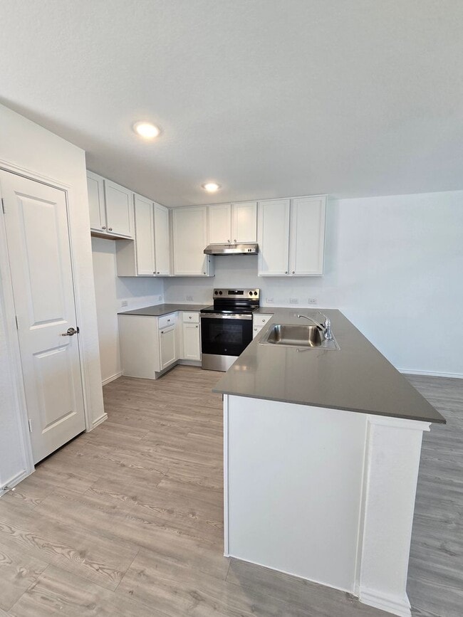 Building Photo - 13327 Laffoon Wy