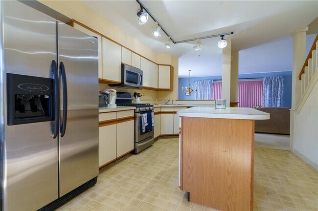 Foto del edificio - 401 Fairway Dr