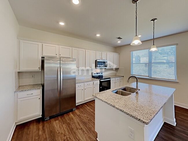 Building Photo - 2487 Napa Valley Dr