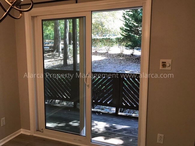 Foto del edificio - 6000 Gray Gate Ln