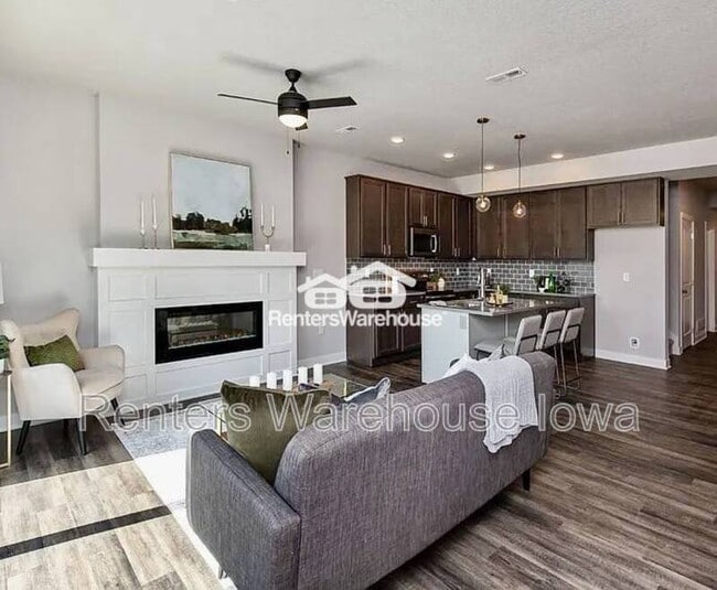 Building Photo - 3622 NE Kara Ln