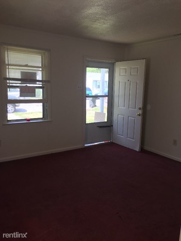 Foto del edificio - 2 br, 1 bath House - 414 Ford Road