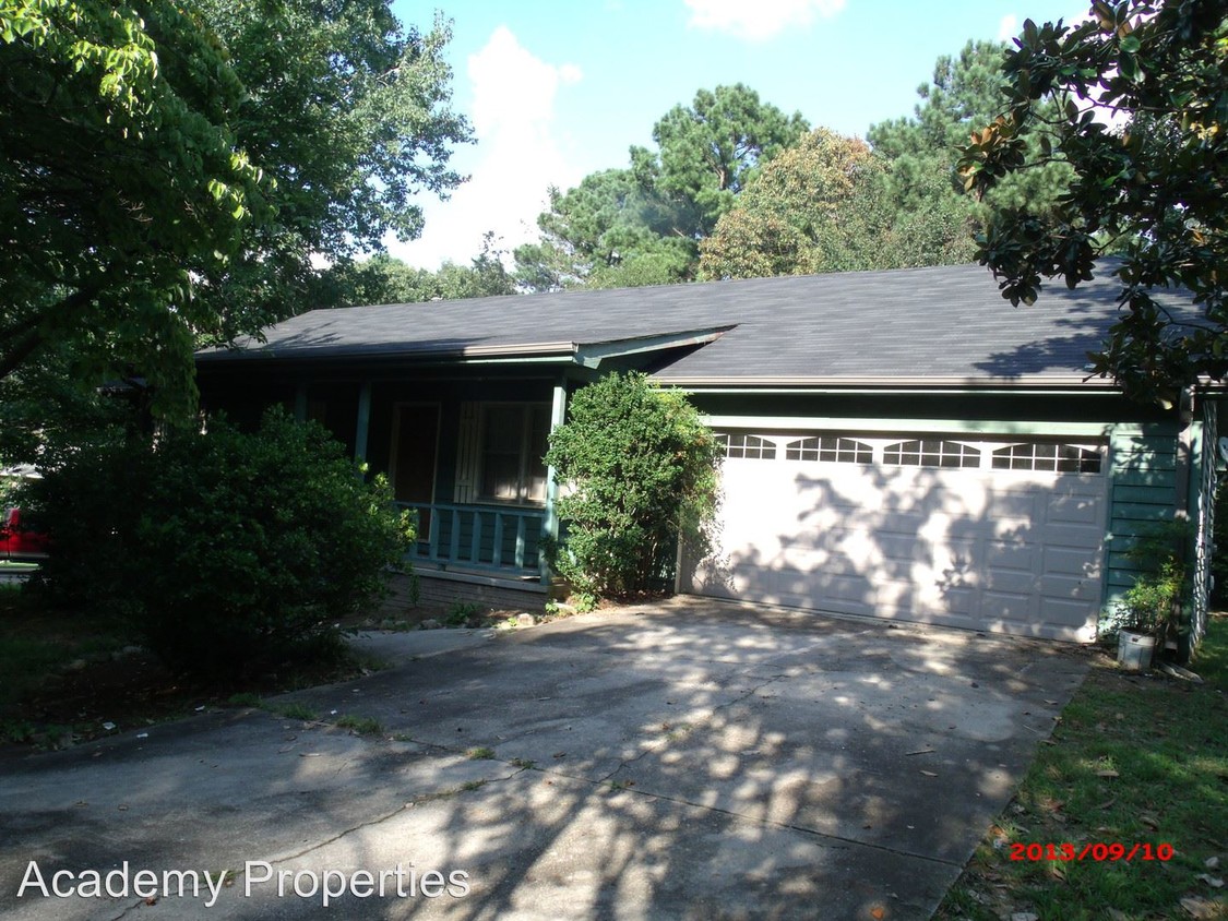 Primary Photo - 3 br, 2 bath House - 290 Amanda Court