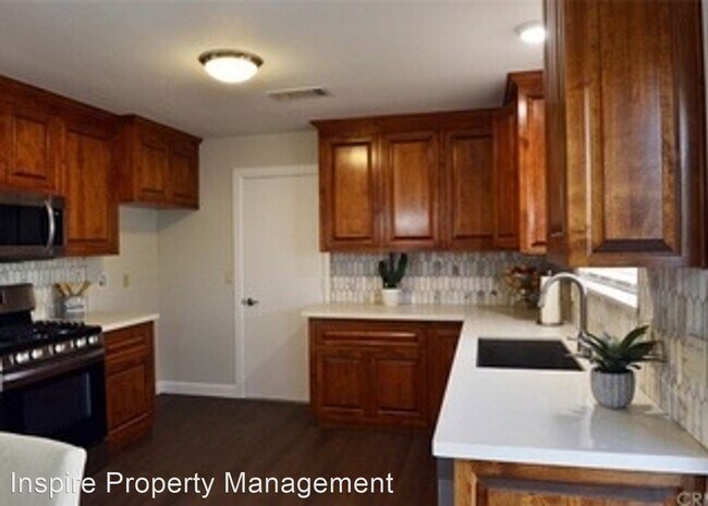 Building Photo - 2 br, 1 bath House - 7619 Jemez Trail