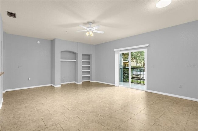 Building Photo - 102 Vista Verdi Cir
