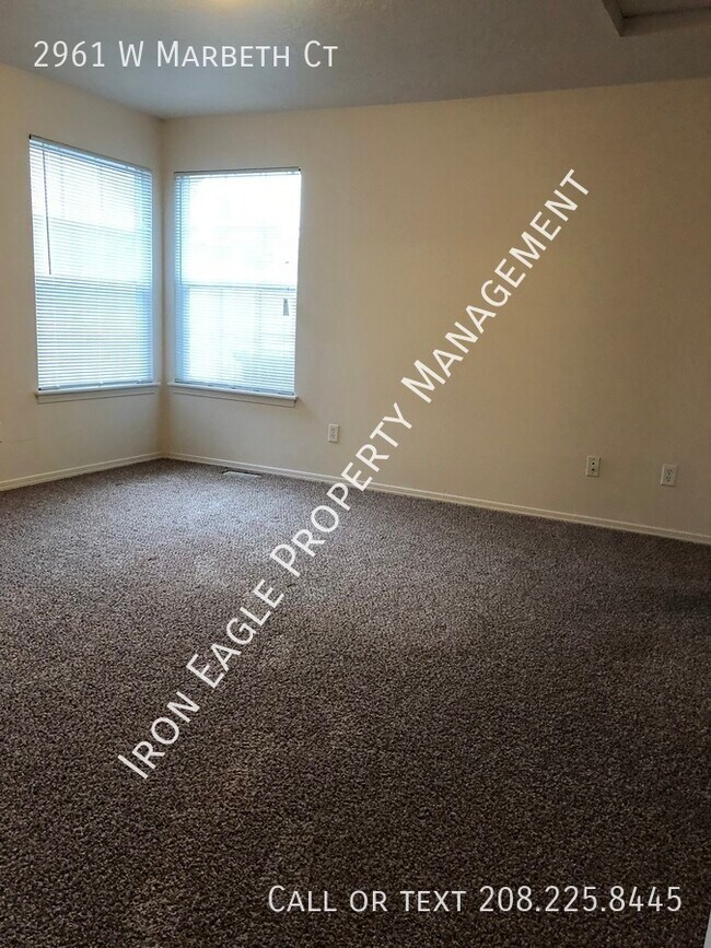Foto del edificio - 2961 W Marbeth Ct