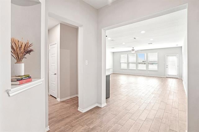 Foto del edificio - 9000 HUXLEY Dr