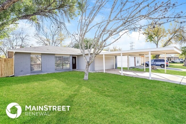 Building Photo - 5050 Gordon Cooper Dr