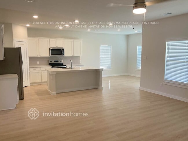 Foto del edificio - 423 Amberville Dr