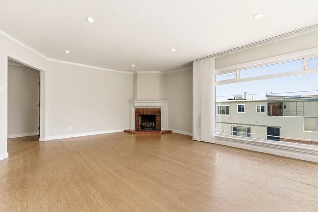 Building Photo - Updated Portola Single-Family Home w/ 2-Car Garage & Backyard